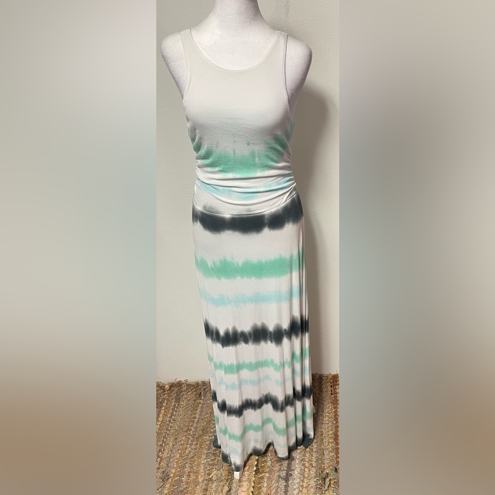 Green Dragon Ribbed Tie Dye Stripe Ruched Maxi Dress Boho Summer 
Size Medium